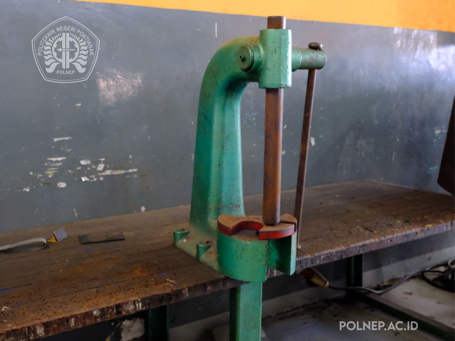 Mekanikal Press