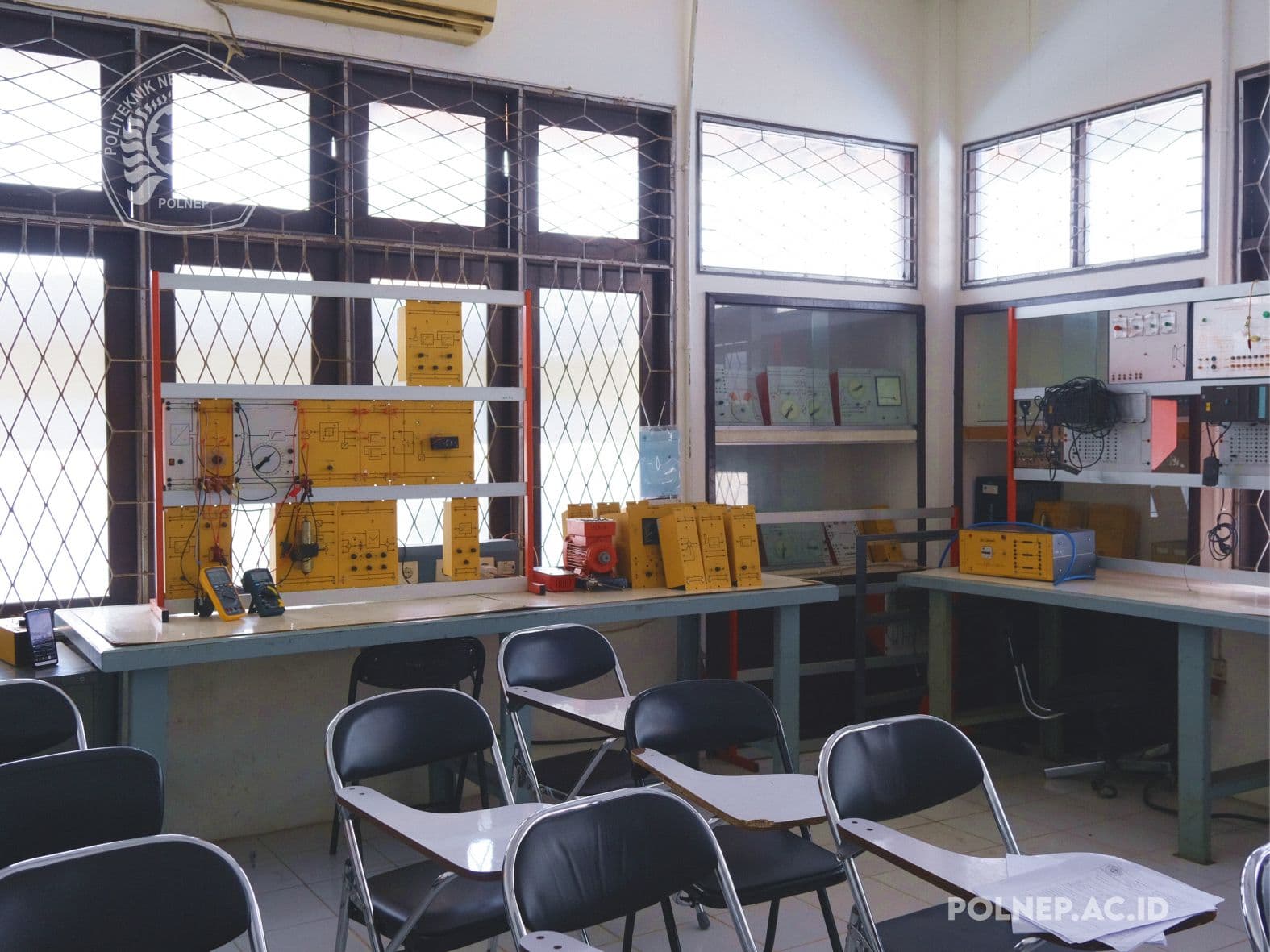 Ruang Lab PLC