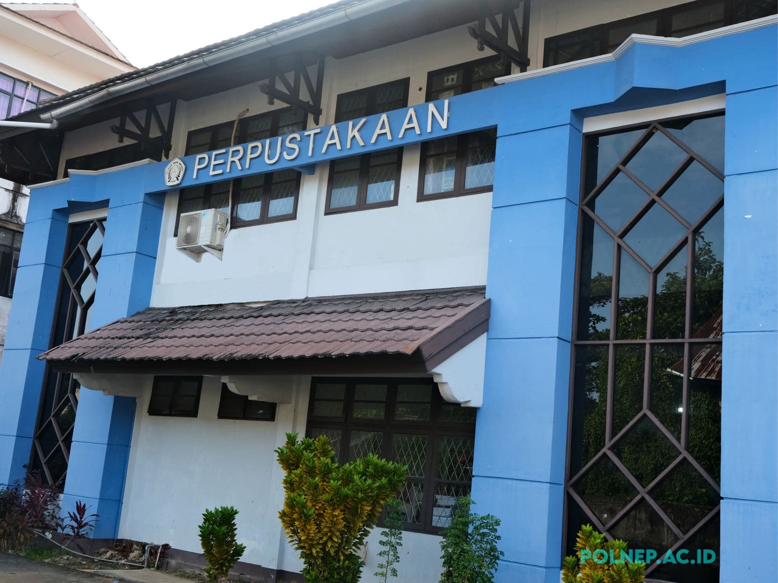 PERPUSTAKAAN 1
