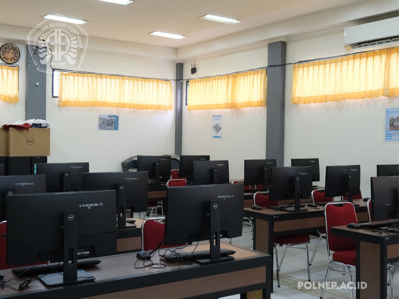 Lab Komputer Teknik Informatika