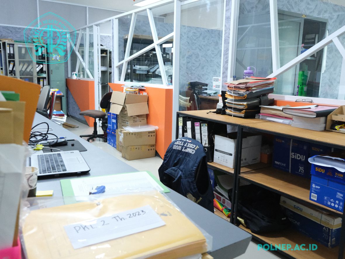 R. Kaprodi dan Admin Prodi Jur. Arsitektur