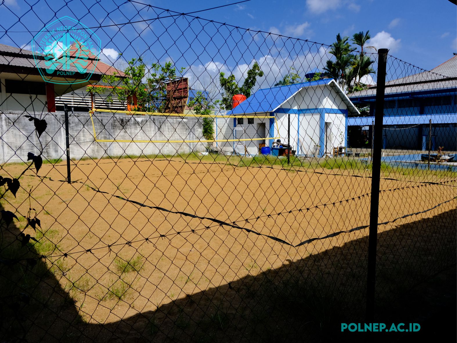 LAPANGAN VOLI PASIR