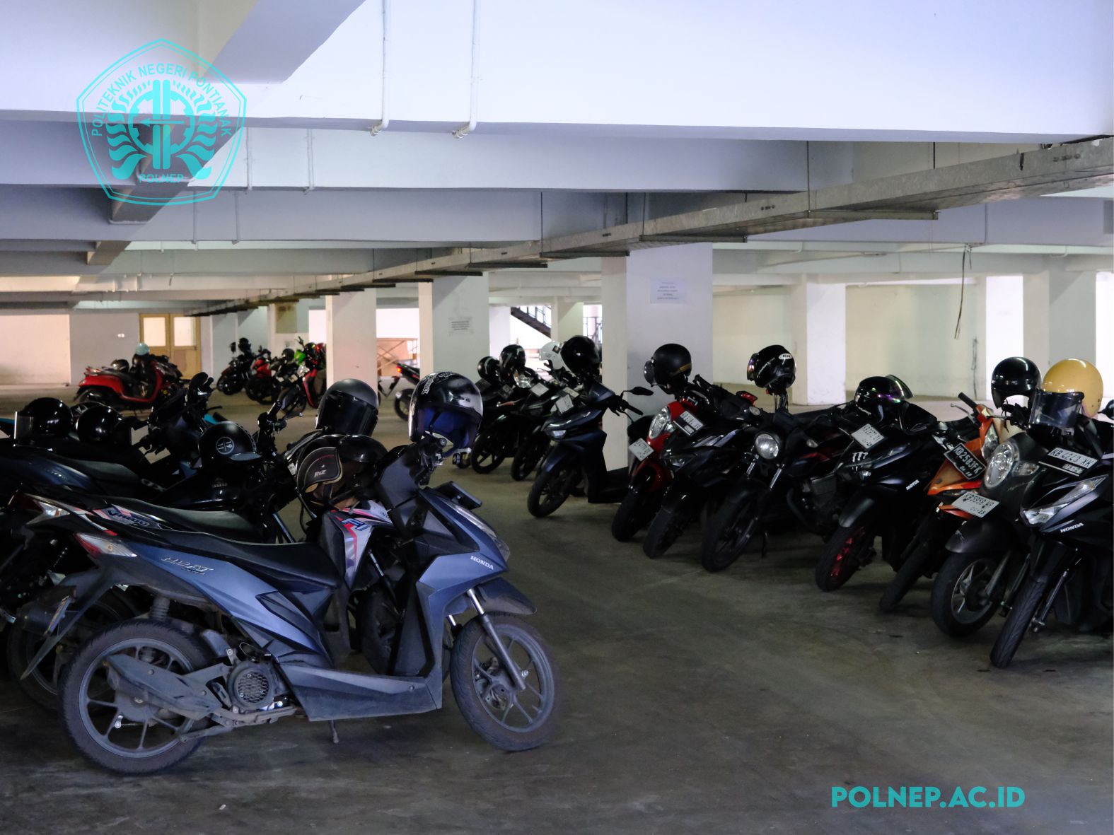 PARKIRAN MOTOR MASEMENT