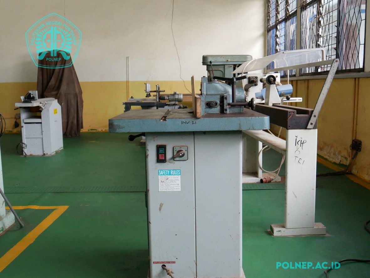 Bor Router (Bentuk Benda)